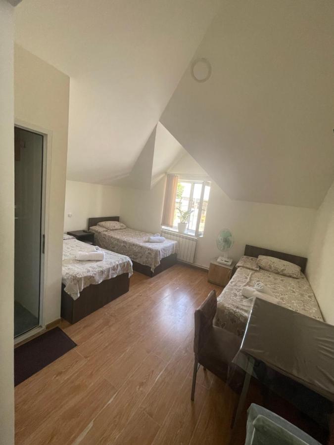 Noragyugh Guest House 耶烈万 外观 照片