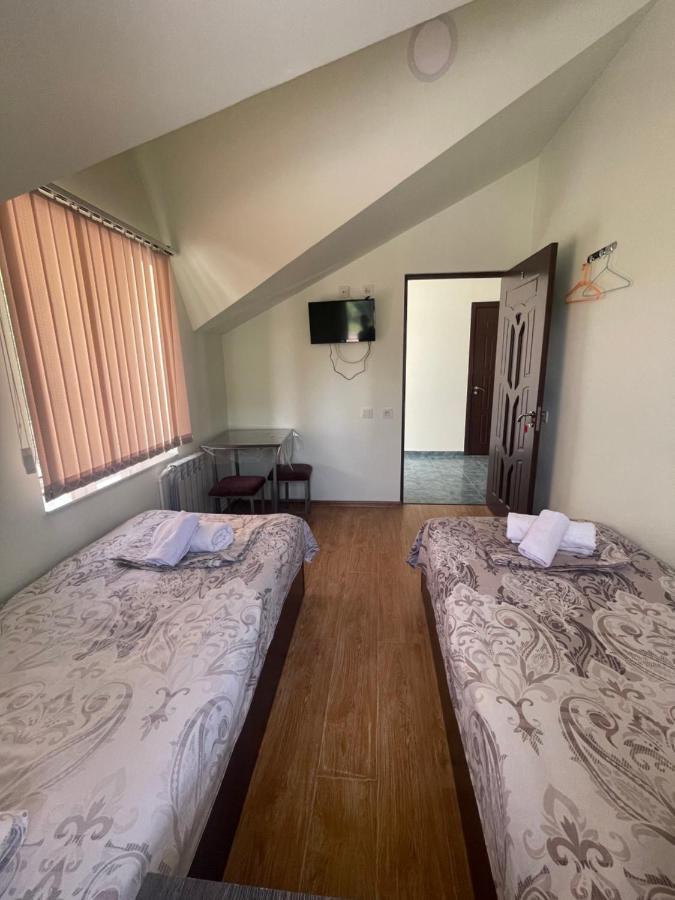 Noragyugh Guest House 耶烈万 外观 照片